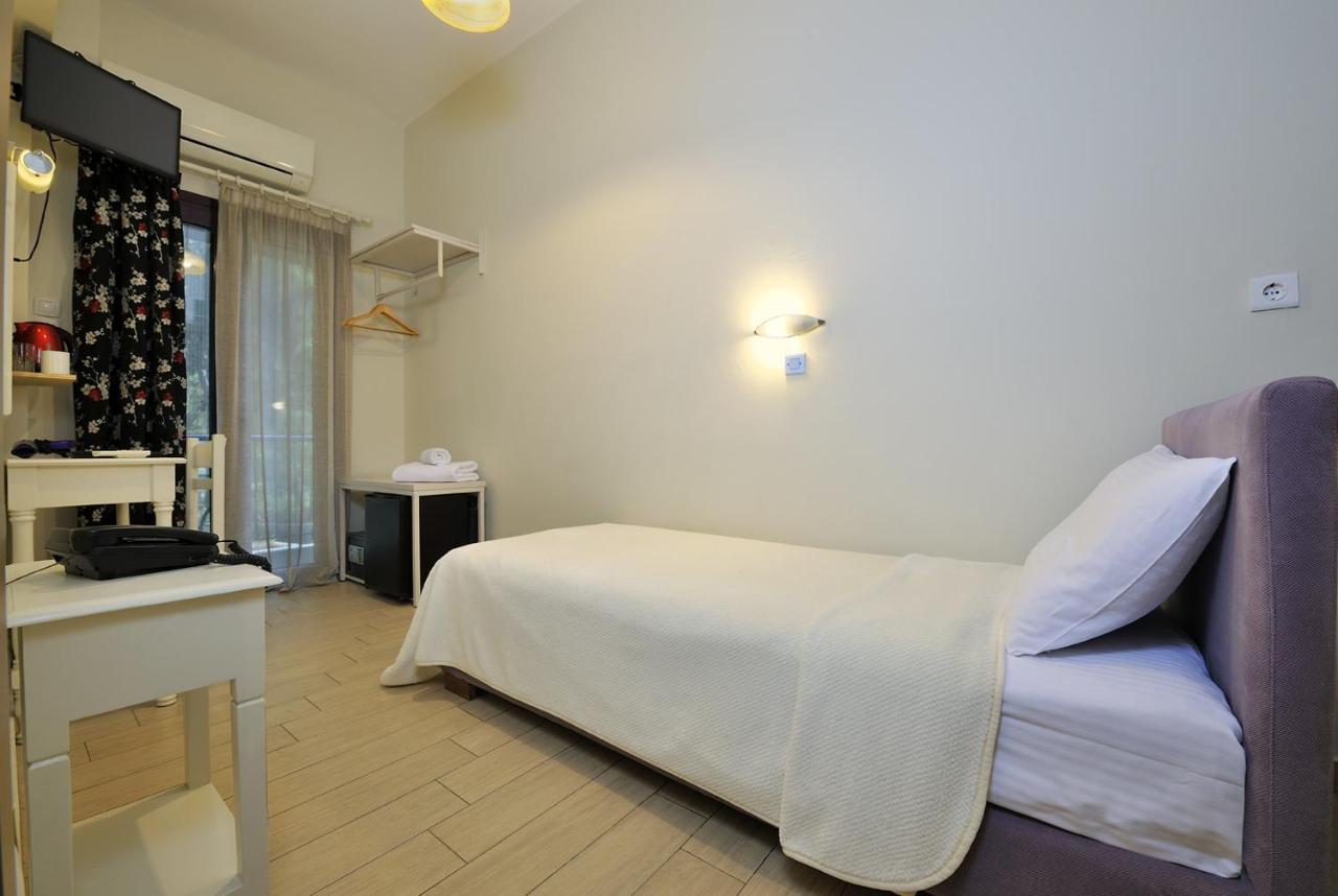 Dryades&Orion Hotel Atenas Habitación foto